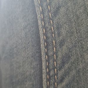 Meet your Posher, Taynia